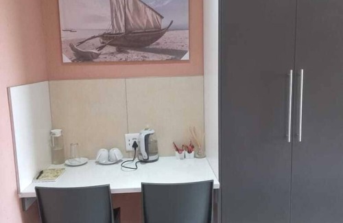 Tonga House | Guduza Guest House