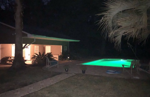 Surfside Beach Cottage | Guest Cottage overlooking the pool.