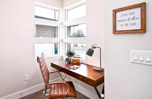 Meridian House | Guest Favorite 3BD 2BA Meridian Home for Business & Pleasure