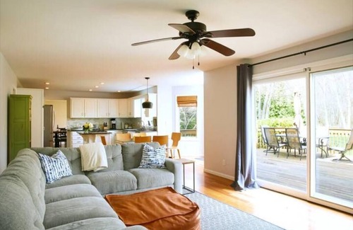 Stevensville House | Guest favorite! Quiet, wooded setting w/heated pool, hot tub, fire pit & more!