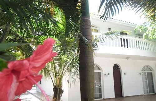 La Esplanada Apartment | Guest-friendly 2BD condo in central Sosua, pool/Wi-Fi/cable TV