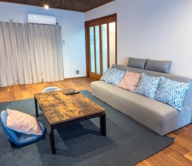 Fujuoka Cho Apartment | Guest House -海-