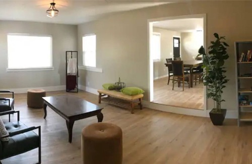 Benton City Cottage | Guest House At Muret-Gaston Winery