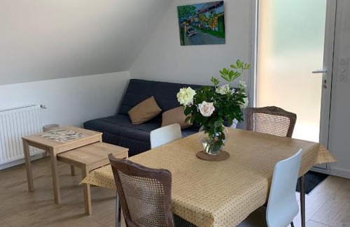 Saint-Lunaire Apartment | Guest house au calme à 900 M de Longchamps