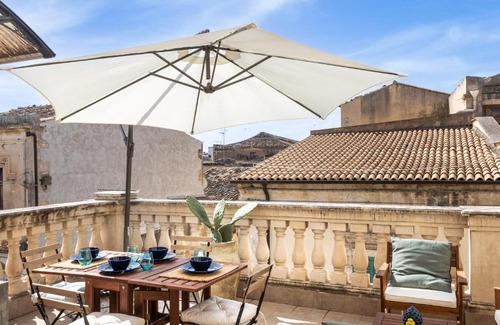 Noto Hotel | Guest House Aurispa