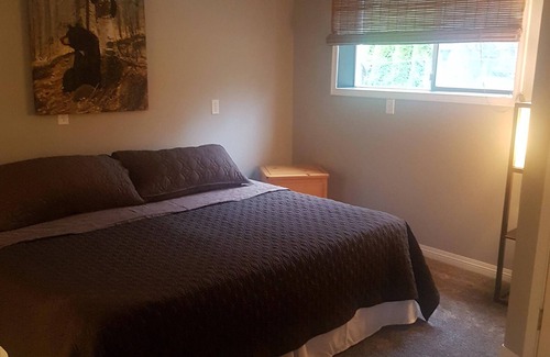 Sardis House | Guest House by Chilliwack River-sleeps 6. Hiking, rafting, fishing & more!