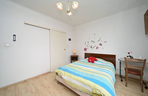 Lourdes Bed & Breakfast | Guest House 'Chambre Parentale Dans Maison' with Mountain View, Shared Terrace and Wi-Fi