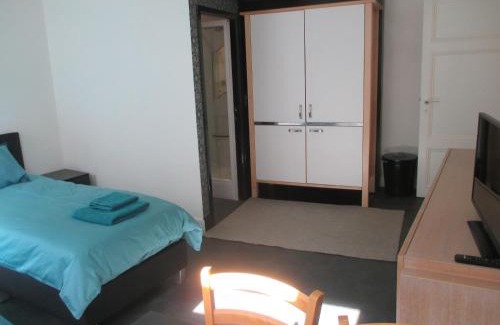 Leuven House | Guest House Feliz