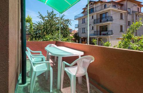 Obzor House | Guest House Galema
