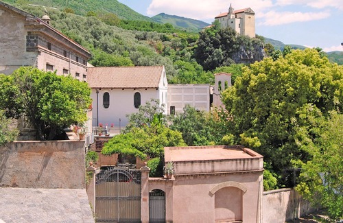 Lauro House | Guest house in South Italy