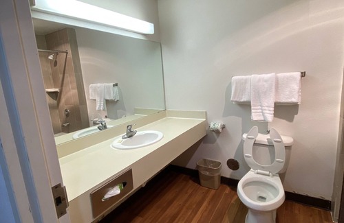 Lubbock Hotel | Guest House Inn