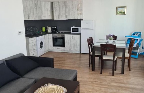 Balchik House | Guest House Katina