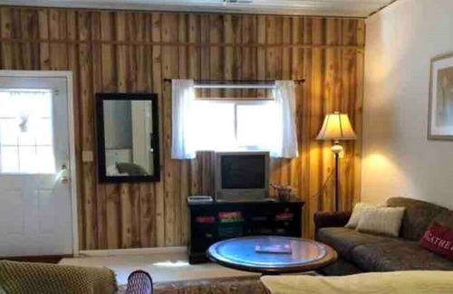 Kaiser House | Guest house surrounded by nature!