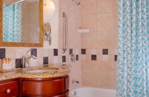 Ko Olina Resort | Guest Room (Studio) Mountain View Penthouse at Marriott's Ko Olina Beach Club