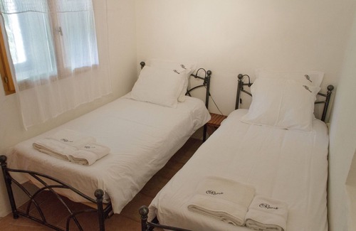 Chateauvert Cottage | Guest Rosemary Spa Swimming pool - Climbing - The Réparade