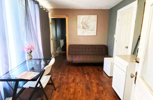 Colorado Springs House | Guest Suite at Red Rock ✦ Best COS Area❣
