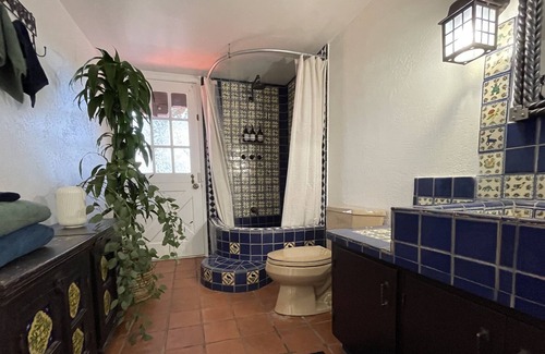 Los Altos Hills House | Guest Suite Retreat in Los Altos Hills