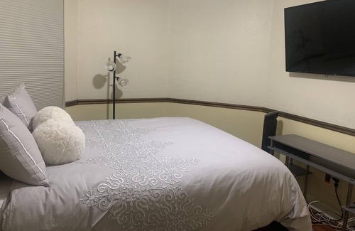 Wellington House | Guestcation Delight