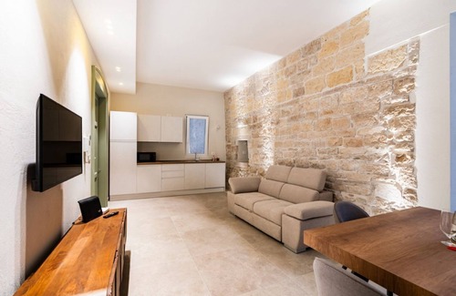 Trani Apartment | GuestHost - Bright Apartment Trani