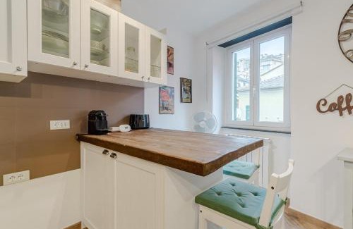 Pre Apartment | GuestHost-Central Apartment