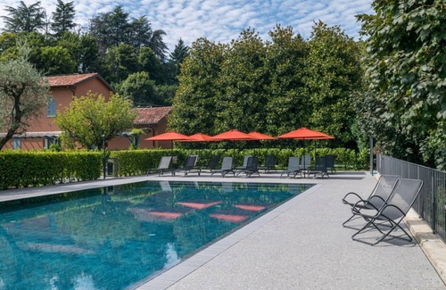 Como Apartment | GuestHost - Lake View Apt with pool Villa Maderni