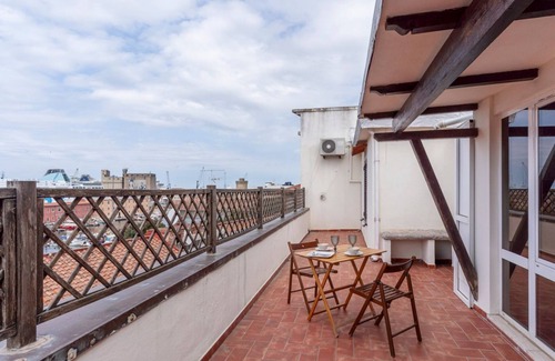 Livorno Apartment | GuestHost - Quattro Mori Apartment with Terrace