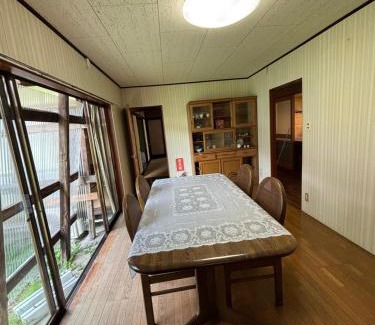 Tonami House | Guesthouse今井邸