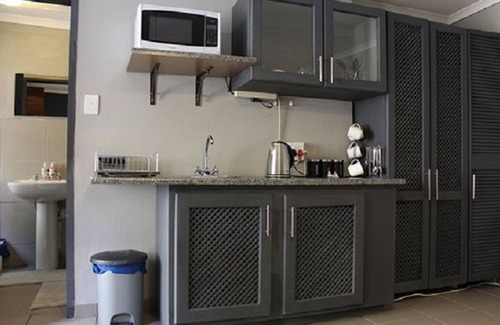 Brooklyn House | Guesthouse @ 31 Murray