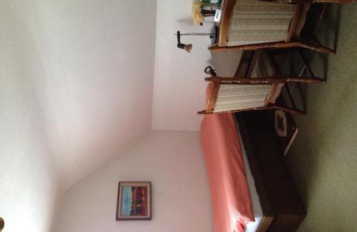 Lohausen House | Guesthouse AirMinis