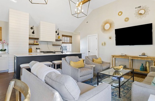 Cannonborough Elliotborough House | Guesthouse Charleston: WEST (62 & 64)