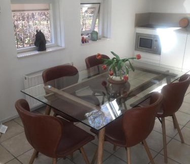Eikelhof House | Guesthouse "Cosmea"