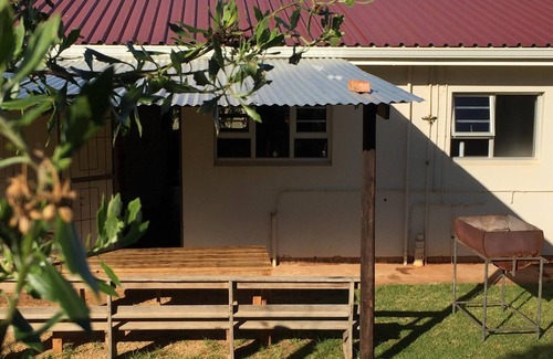 Colchester Cottage | Guesthouse On A Farm In Greater Addo Including Breakfast