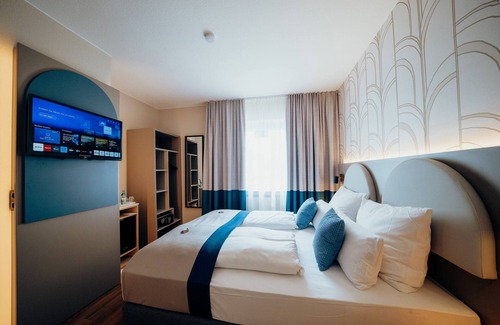 Ratingen Bed & Breakfast | guestified. LIYANA Hotel