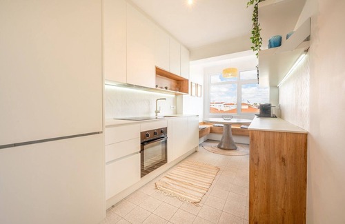 Cascais Apartment | GuestReady - Lisbon getaway with balcony
