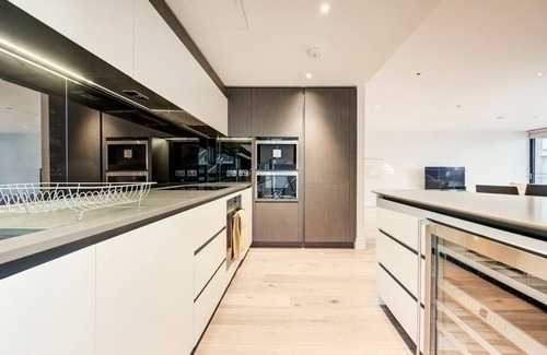 Vauxhall Apartment | GuestReady - A prime stay in Nine Elms