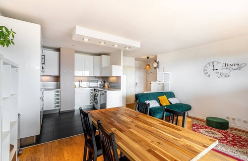 Faubourg de l'Arche Apartment | GuestReady - A Spacious apt near Eiffel Tower