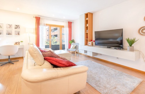 Moscavide Apartment | GuestReady - Amazing modern family apartment