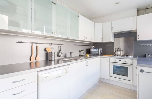 Saint Seurin - Fondaudege Apartment | GuestReady - Bright and Spacious Duplex, sleeps 8