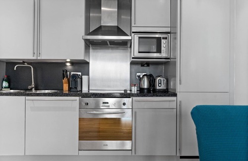 Tower Hill Apartment | GuestReady - City escape in Tower Hill
