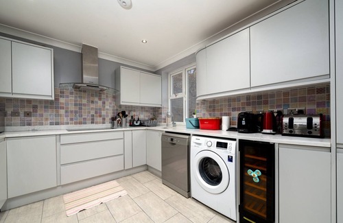 South Hampstead House | GuestReady - Family retreat in London