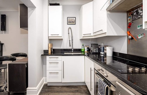 Redcliffe Apartment | GuestReady - Garden Hideaway in Chelsea
