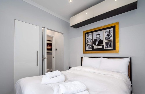 Redcliffe Apartment | GuestReady - Garden Hideaway in Chelsea