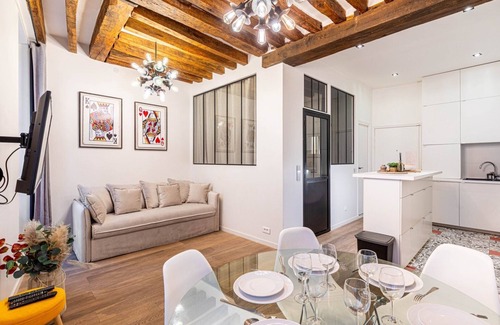 Les Halles Apartment | GuestReady - Heart of Paris Flat