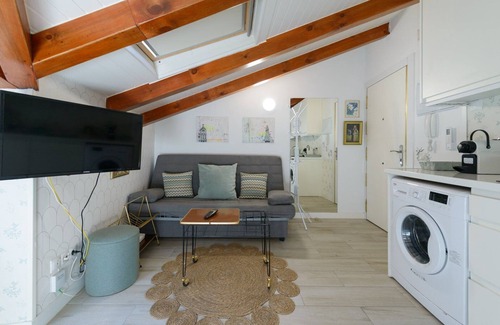 Trafalgar Apartment | GuestReady - Homely stay in Malasaña