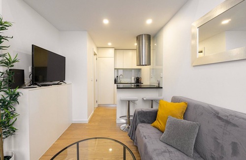 Lapa Apartment | GuestReady - King House 3