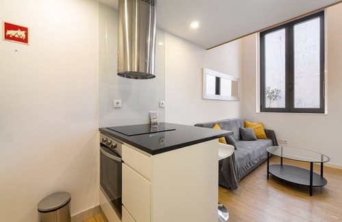 Lapa Apartment | GuestReady - King House 3