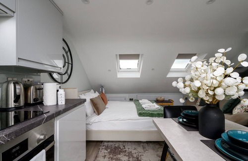 Alperton Apartment | GuestReady - Loft studio near Wembley Stadium