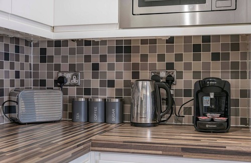 Chinatown Apartment | GuestReady - Modern stay in Liverpool city centre