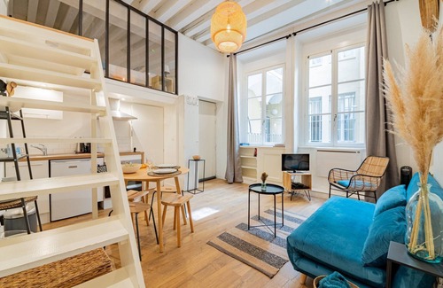Les Cordeliers Apartment | GuestReady - Modern Studio in The Heart of La Presqu'île
