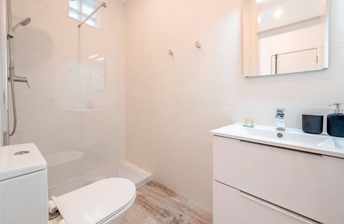 Santo Condestavel Apartment | GuestReady - Mosaic Terrace